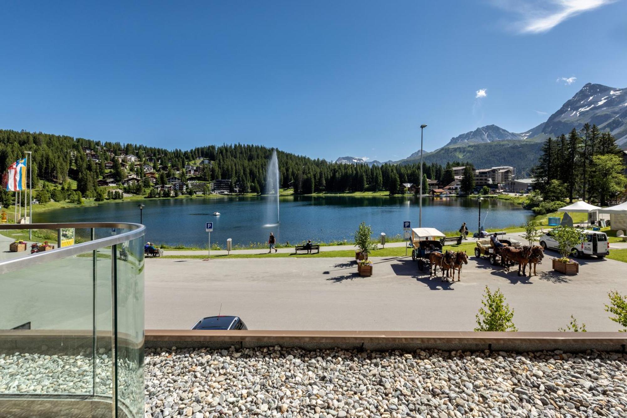 Postresidenz Am See Arosa Ruang foto